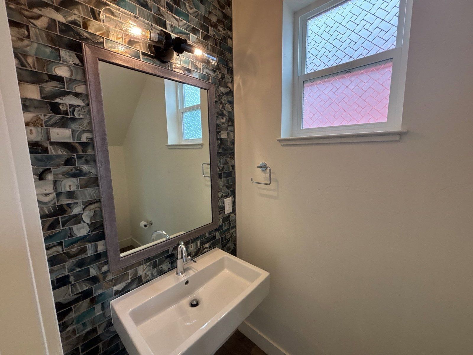 Gallery Image 18
