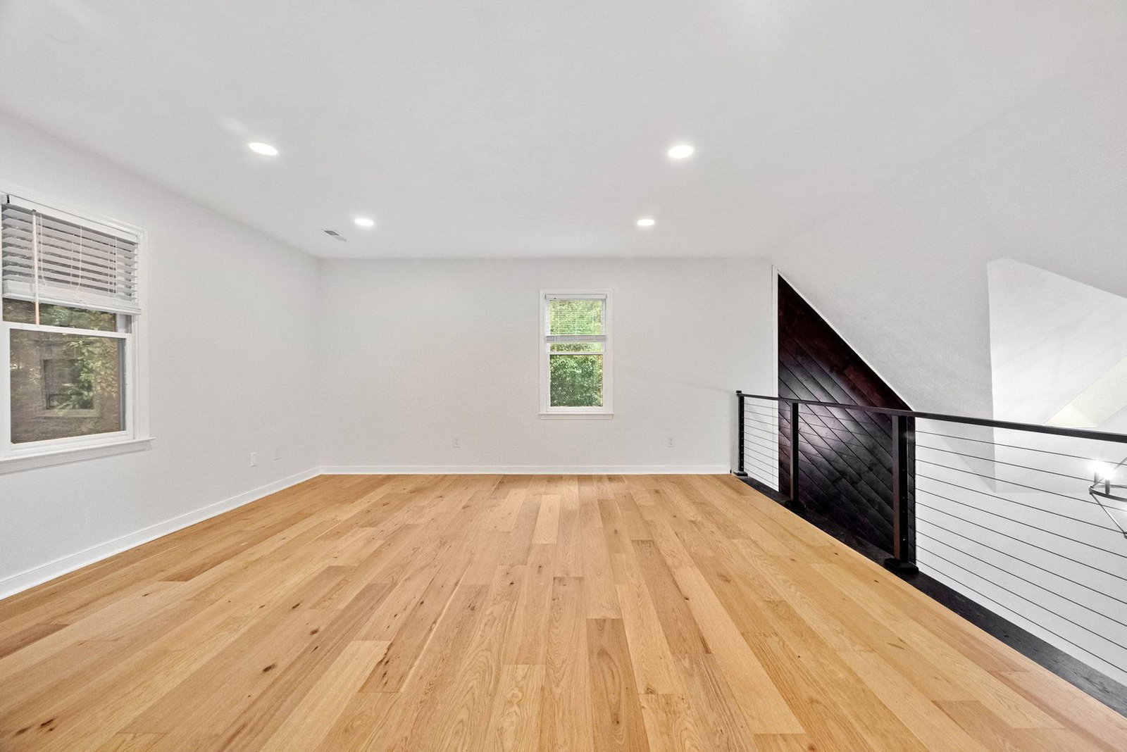 Gallery Image 16