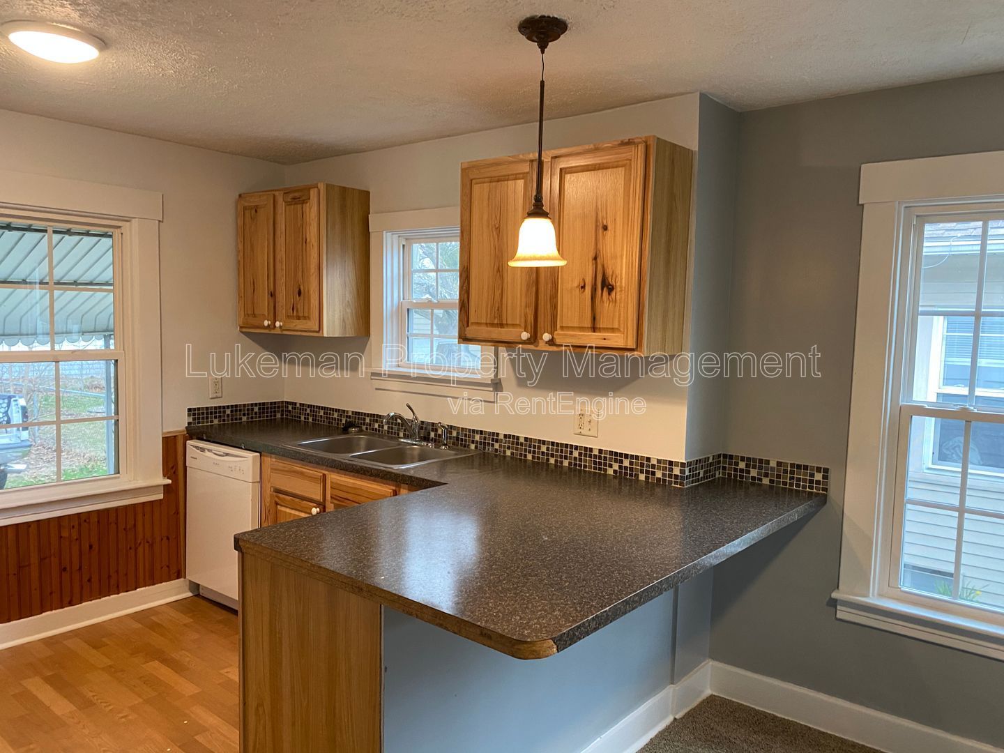 Gallery Image 0