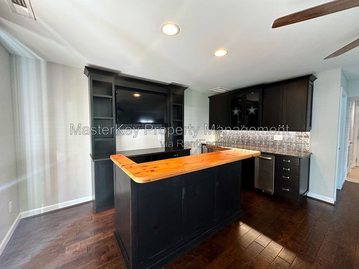 Gallery Image 32