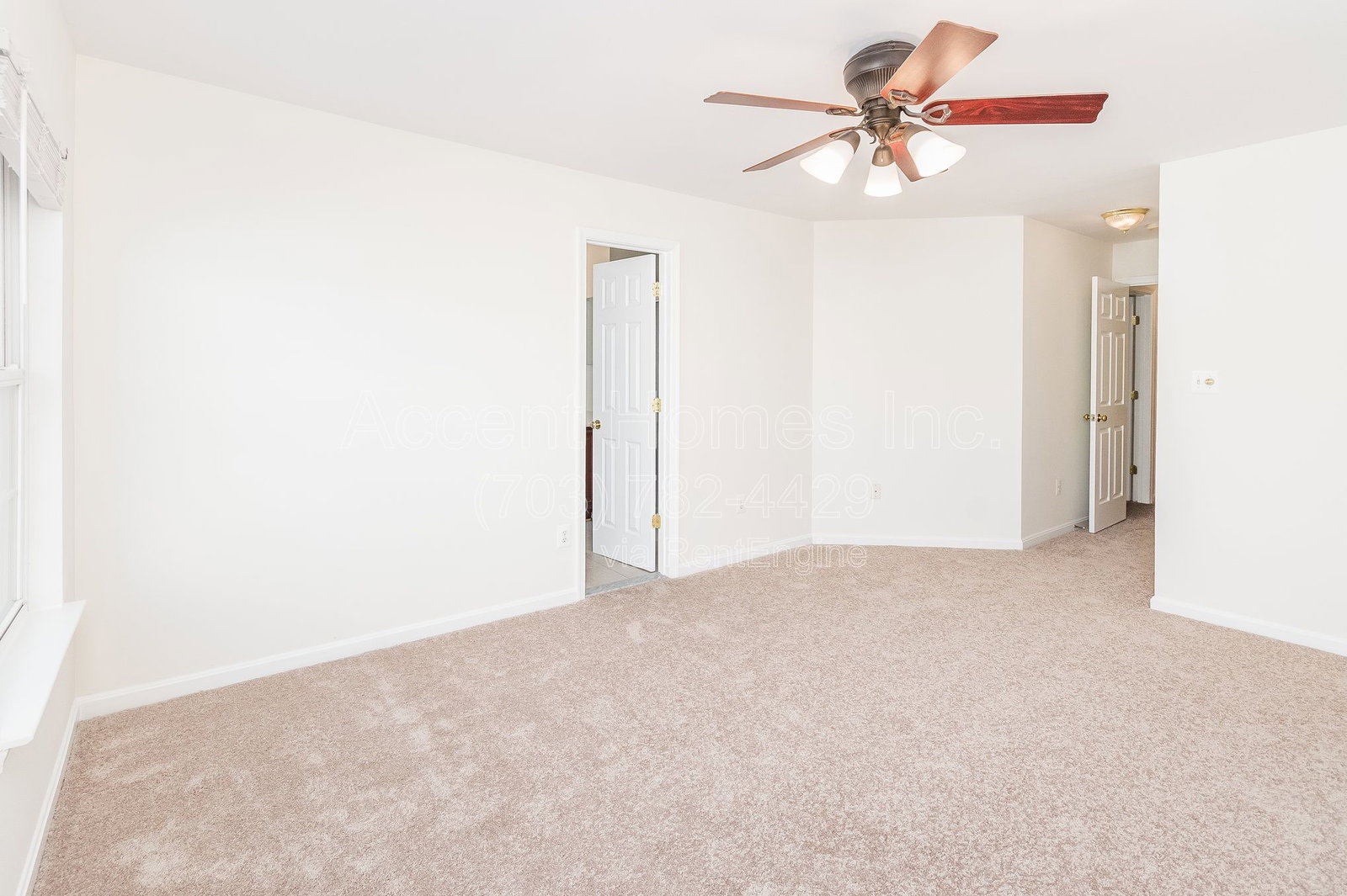 Gallery Image 17