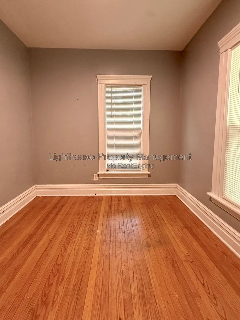 Gallery Image 13