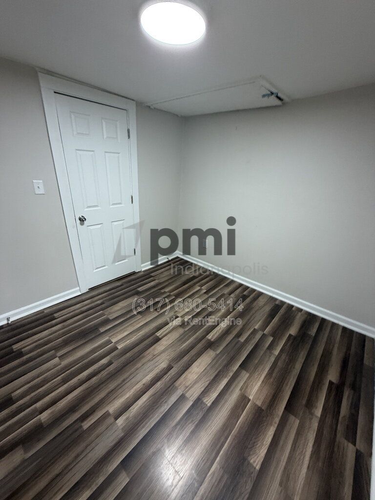 Gallery Image 18