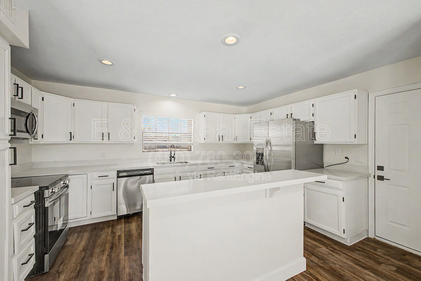 Gallery Image 15