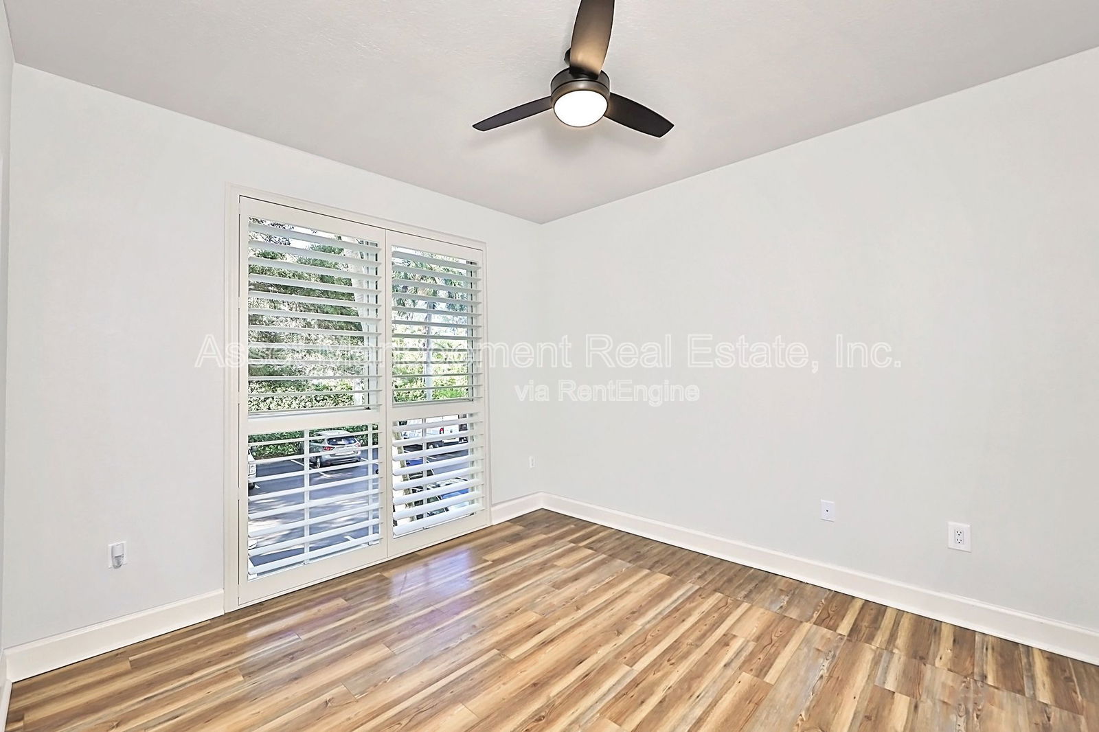 Gallery Image 18