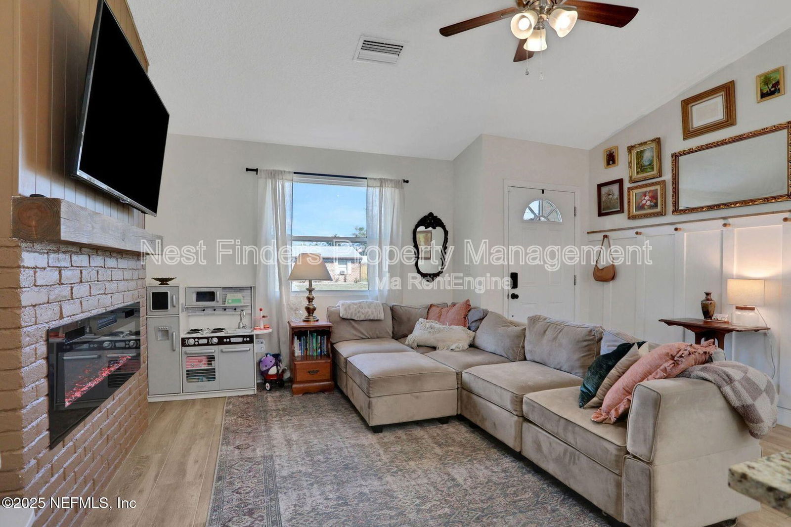 Gallery Image 9
