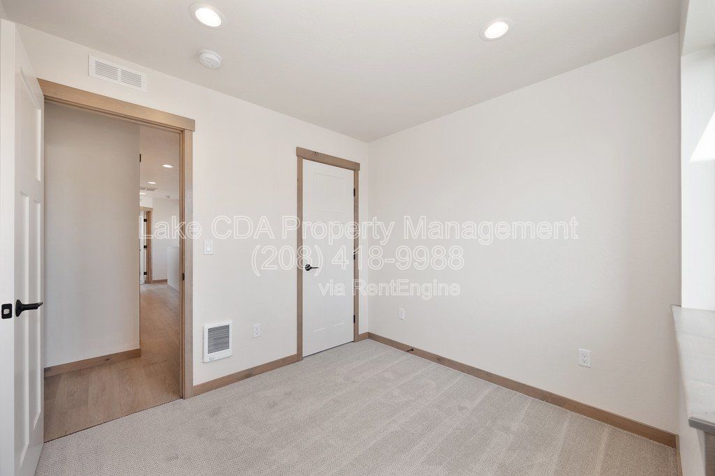 Gallery Image 31
