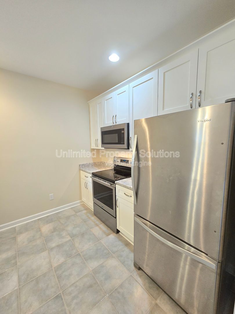 Gallery Image 10