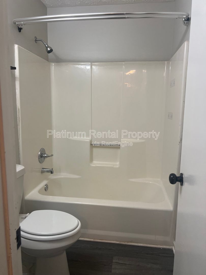 Gallery Image 17