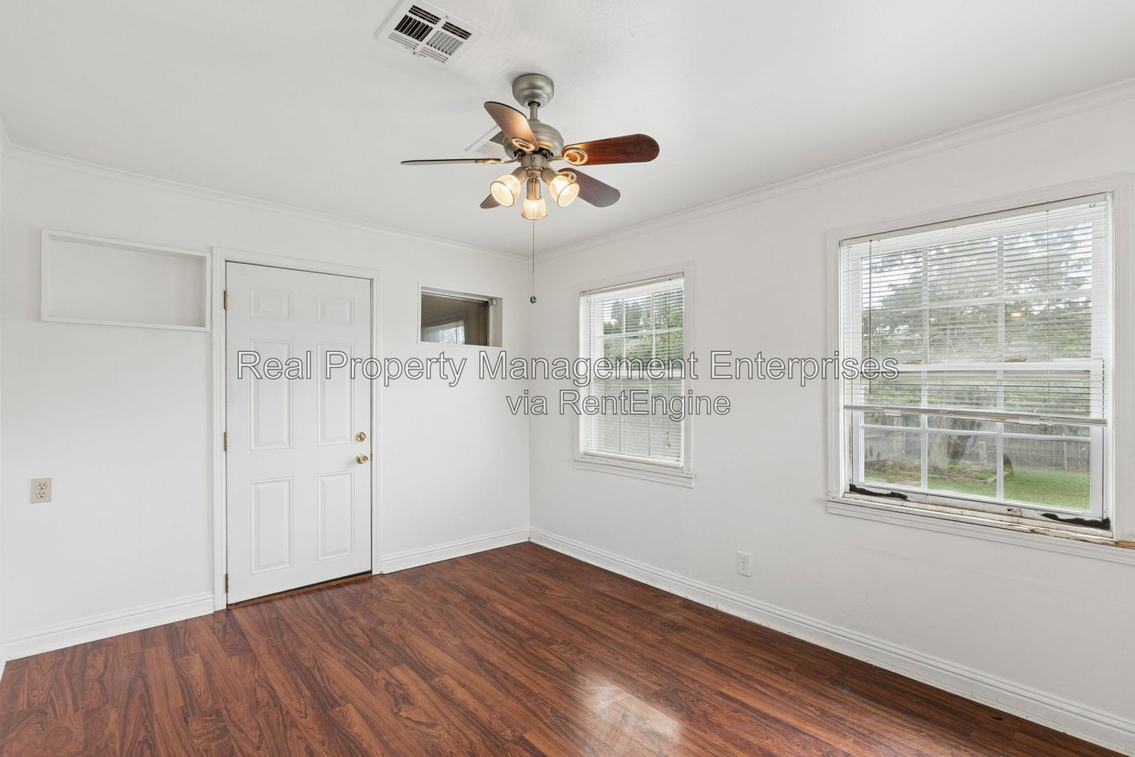 Gallery Image 25