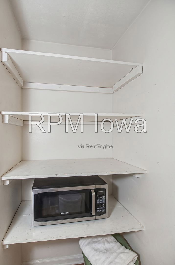 Gallery Image 16