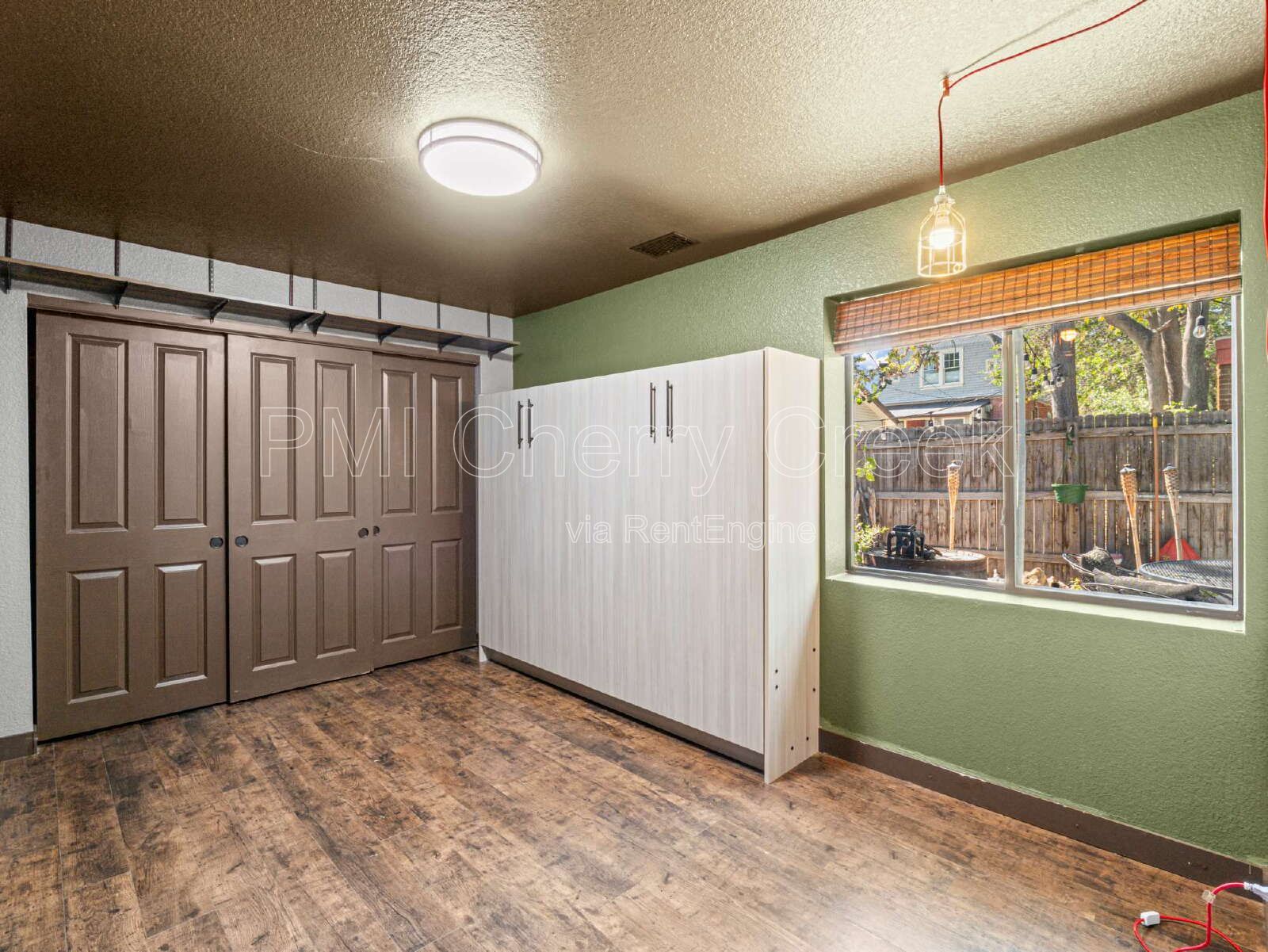 Gallery Image 15
