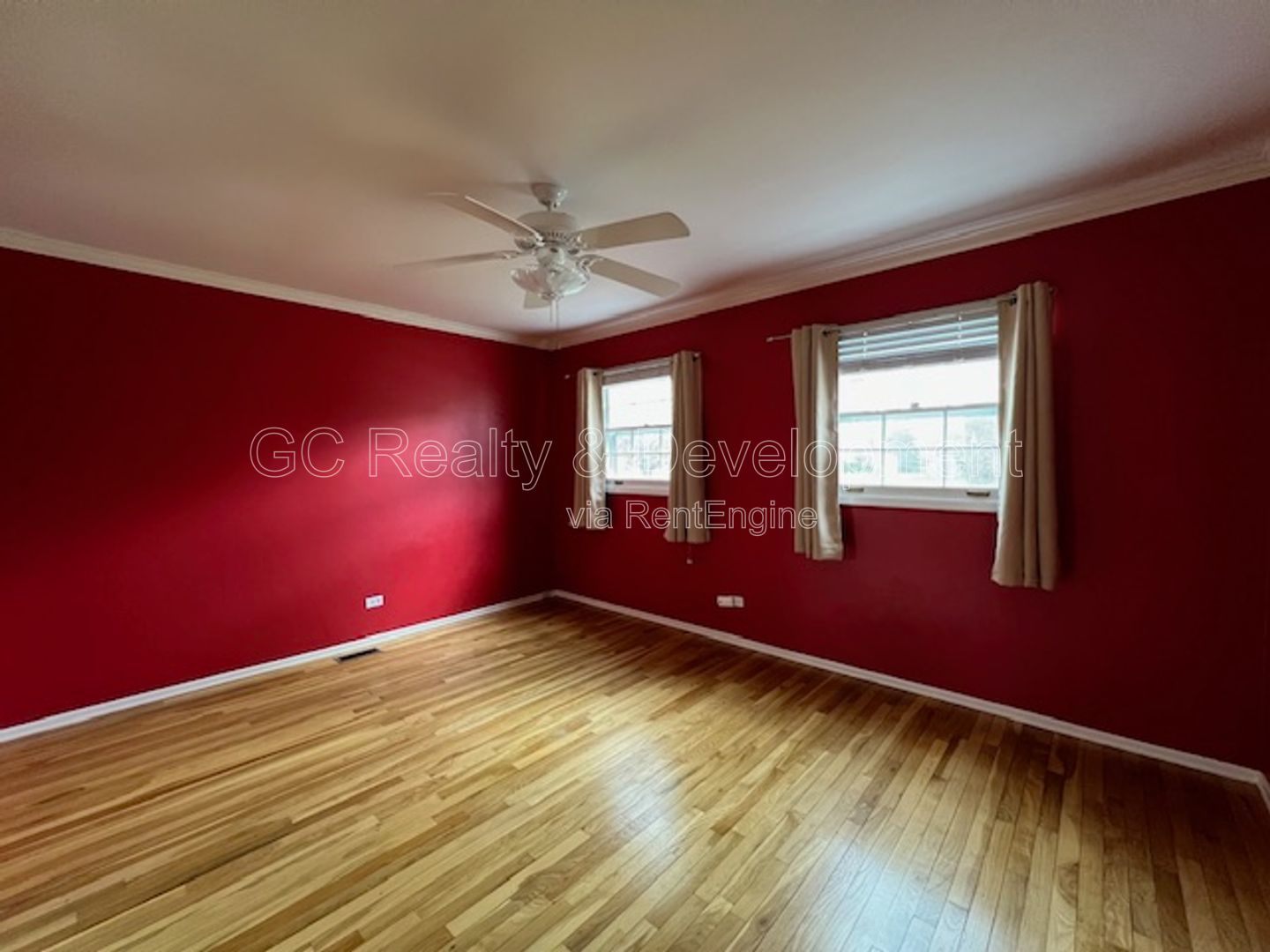 Gallery Image 16