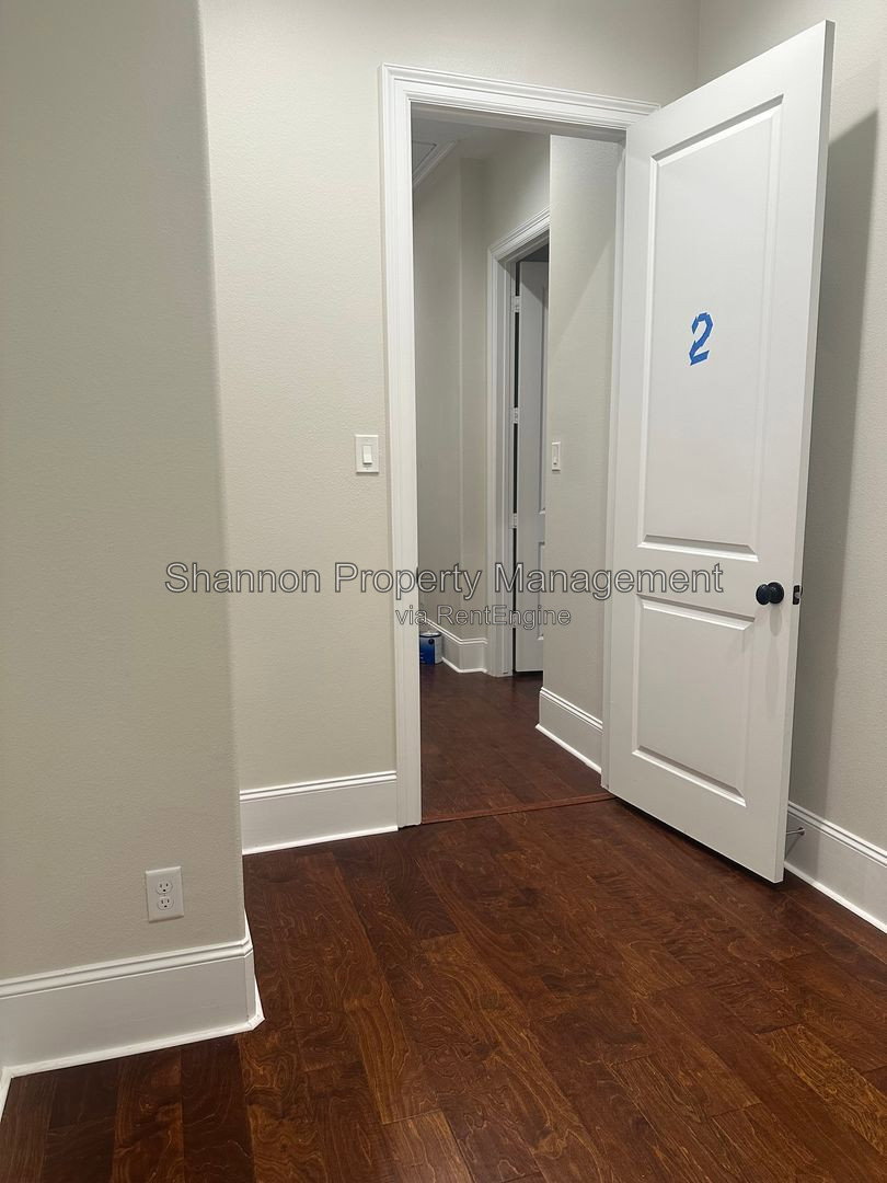 Gallery Image 24
