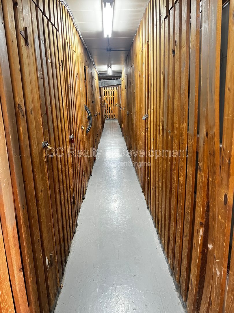 Gallery Image 20