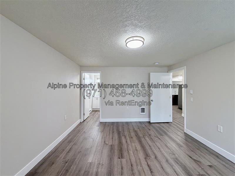 Gallery Image 19