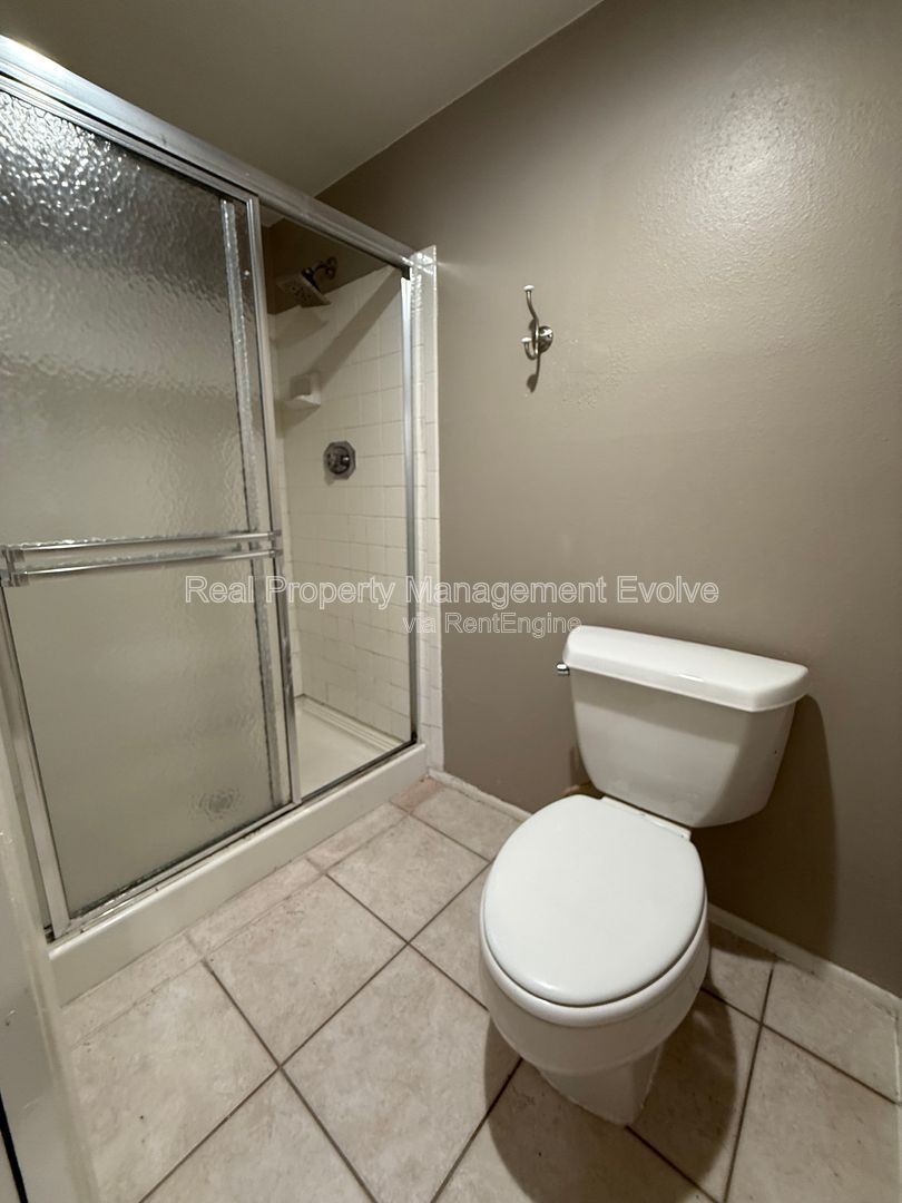 Gallery Image 19