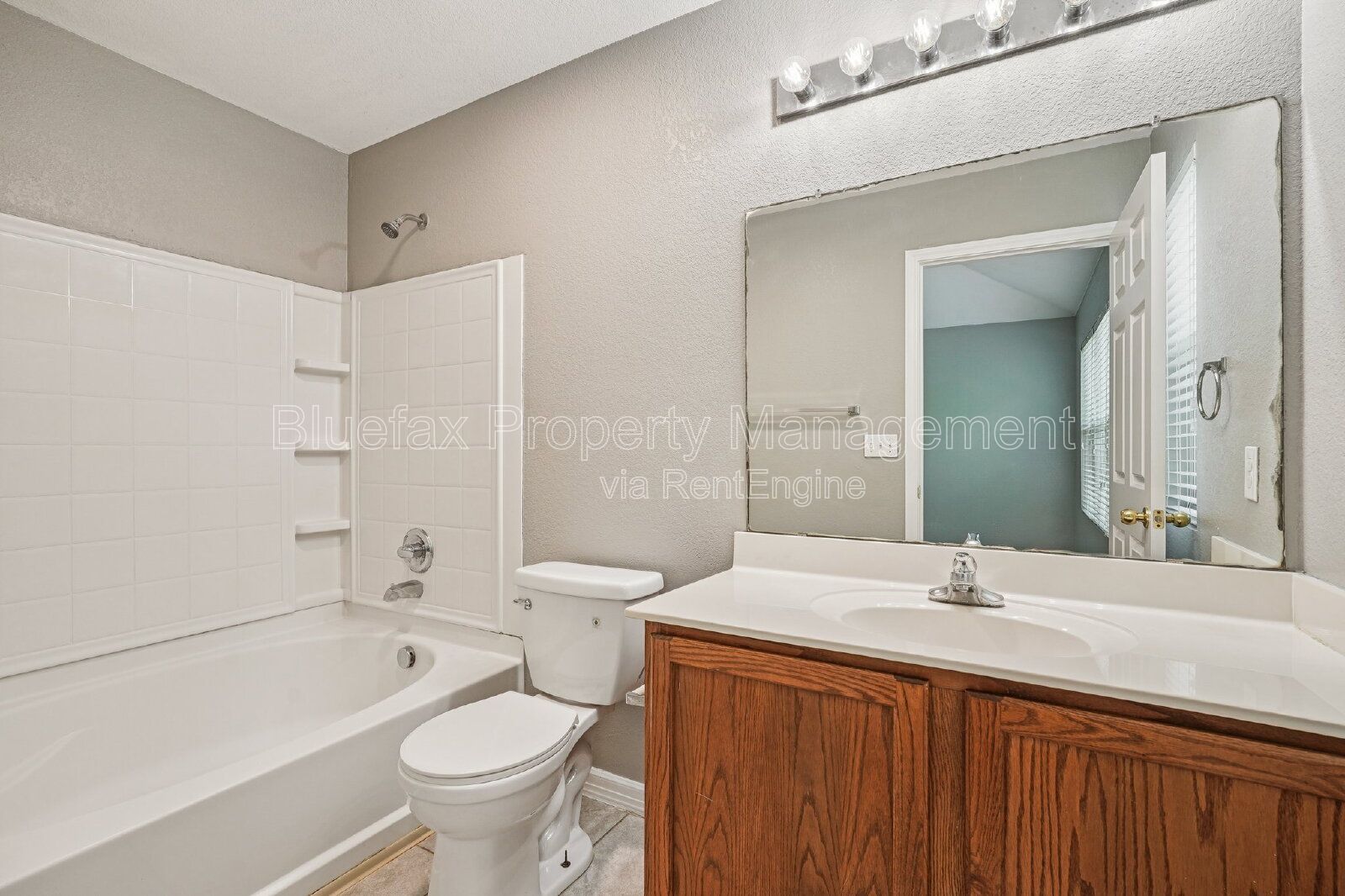 Gallery Image 16