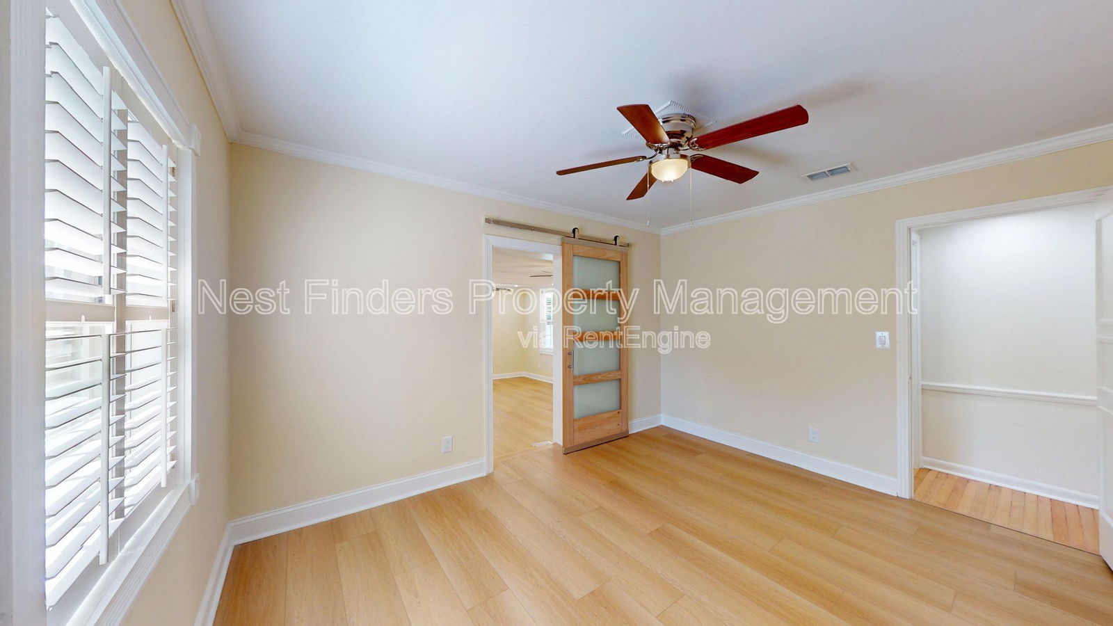 Gallery Image 16