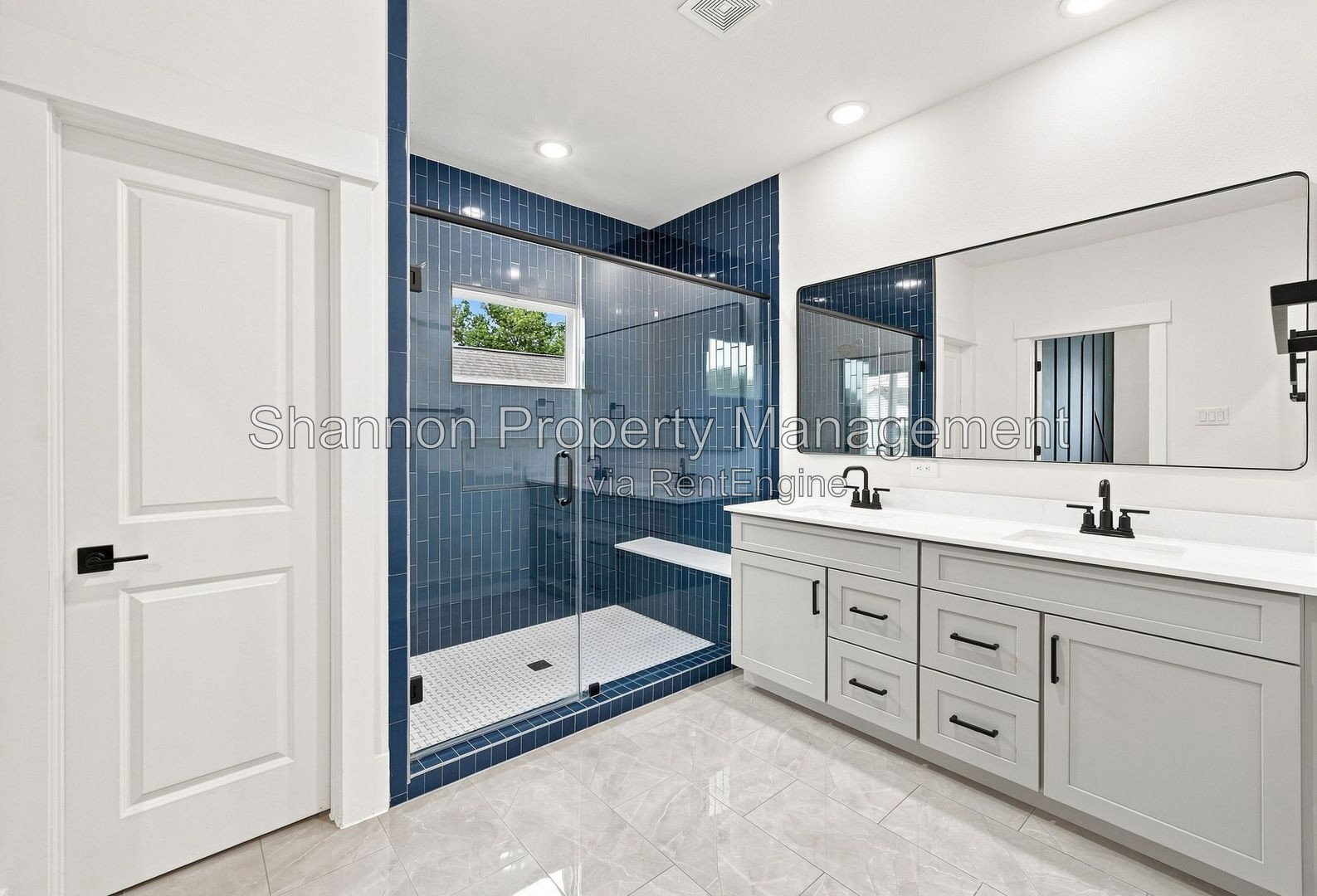 Gallery Image 30