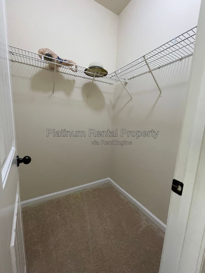 Gallery Image 37