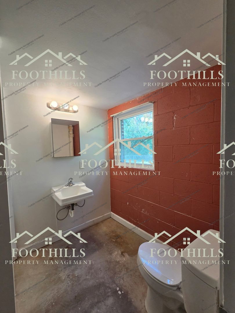 Gallery Image 17