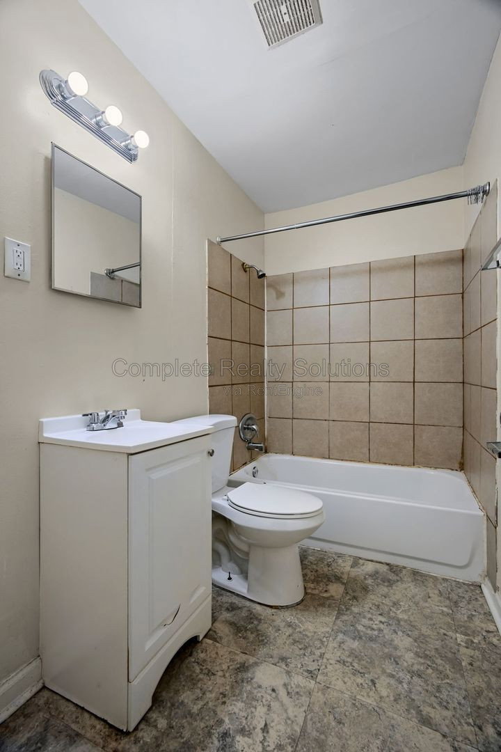 Gallery Image 19