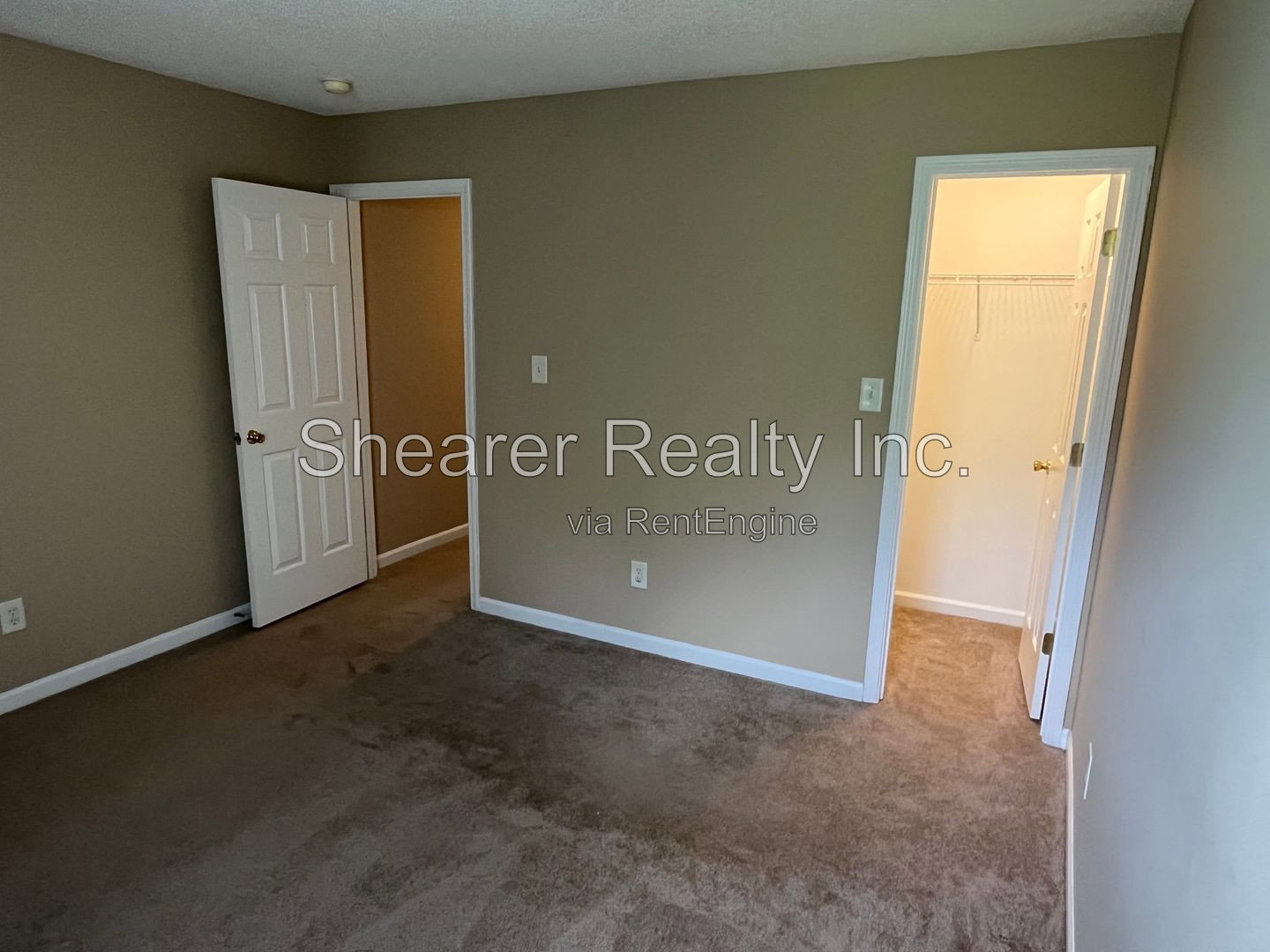 Gallery Image 16