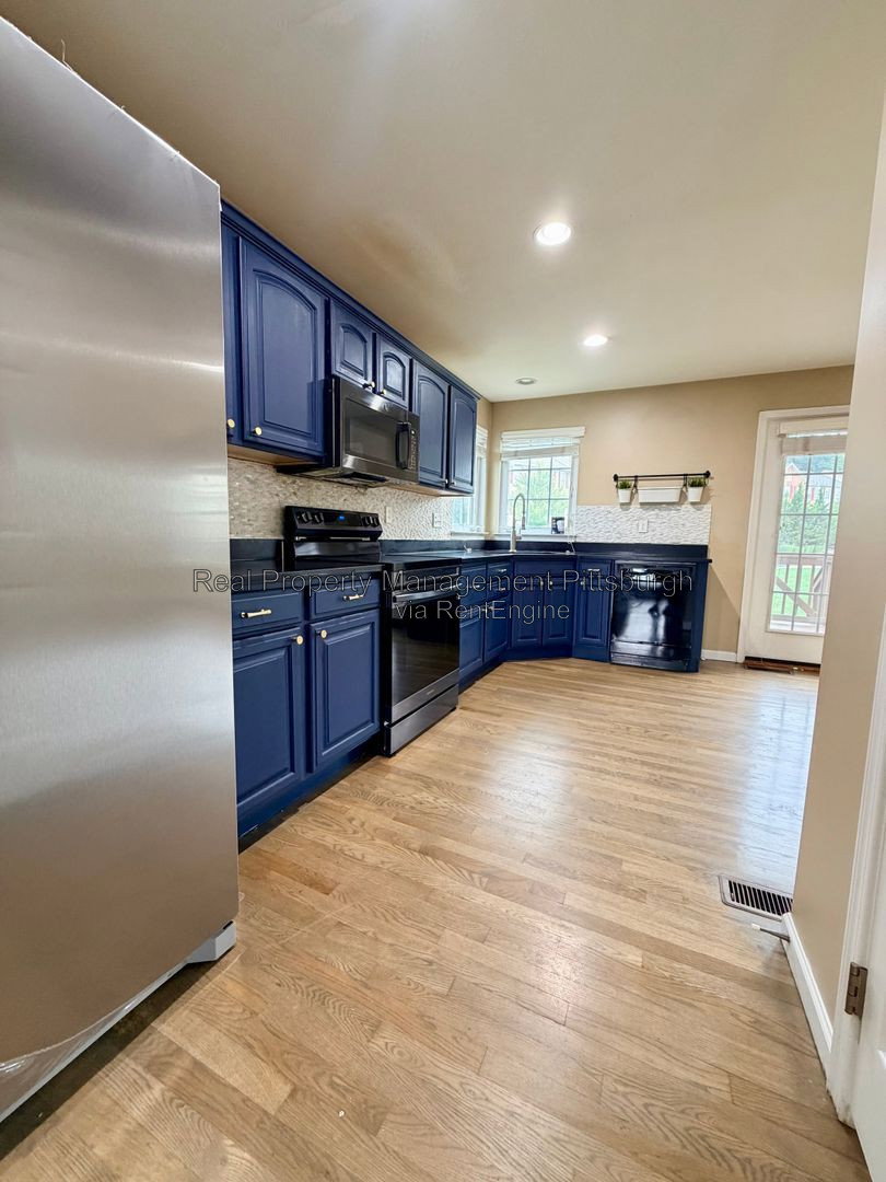 Gallery Image 9