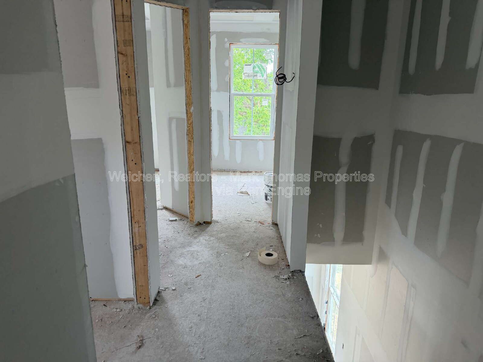 Gallery Image 27