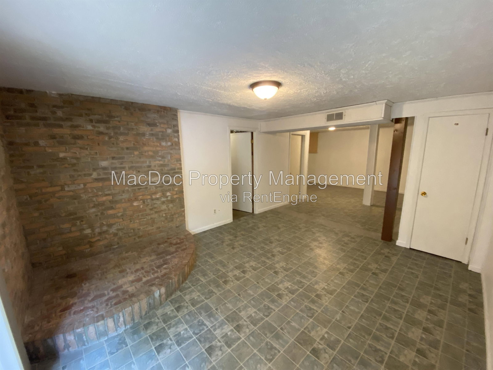 Gallery Image 34
