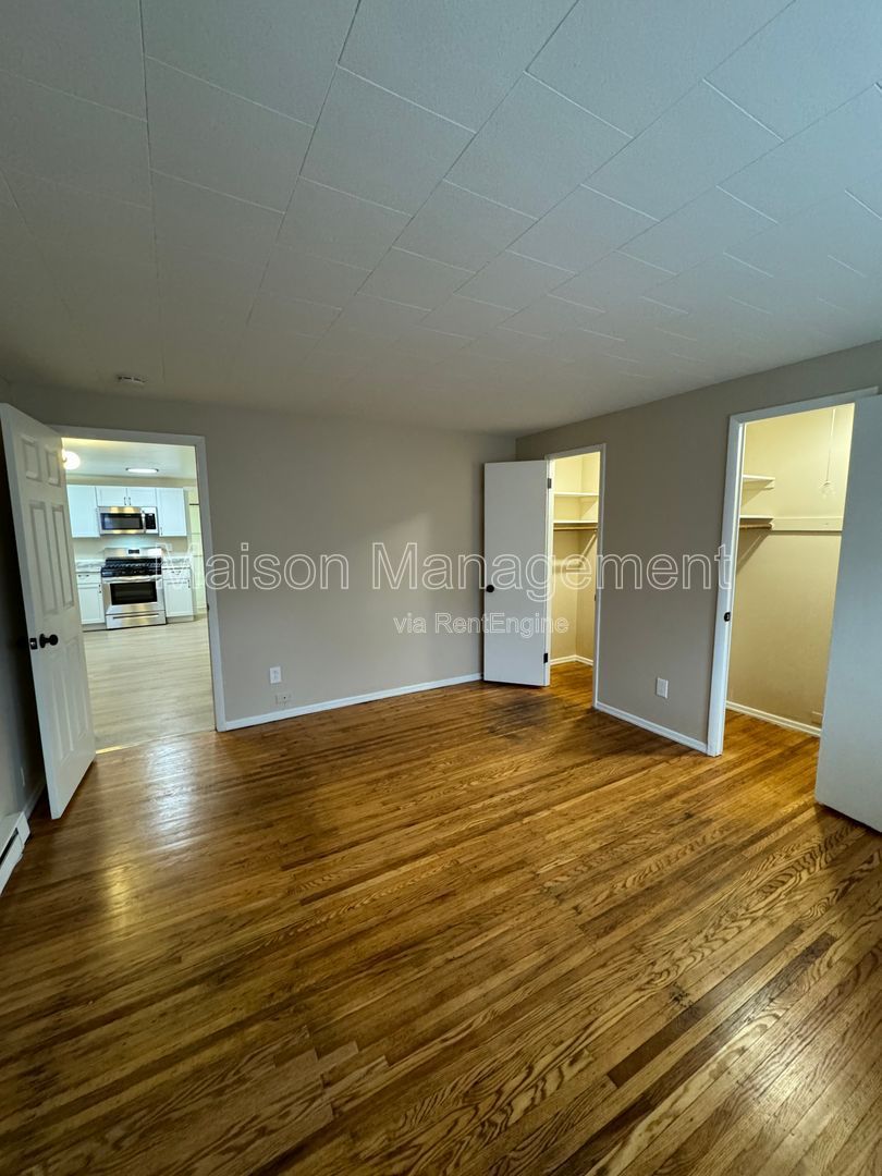 Gallery Image 14