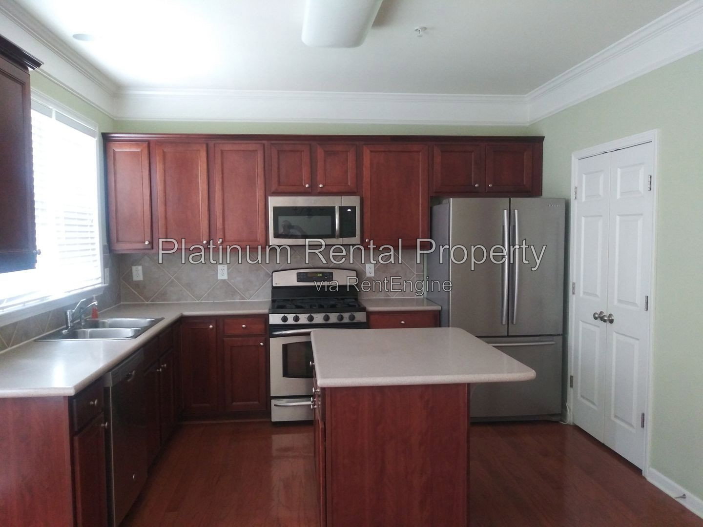 Gallery Image 13