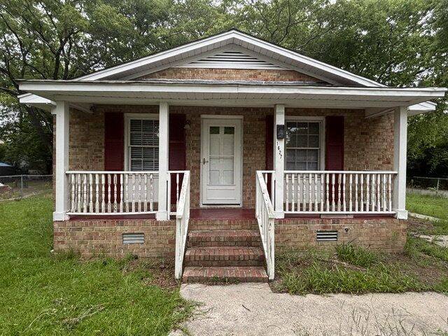 Gallery Image 0
