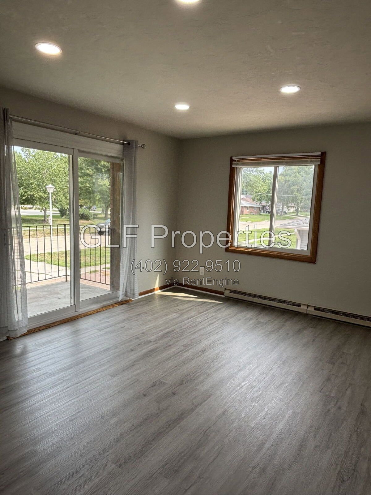 Gallery Image 0