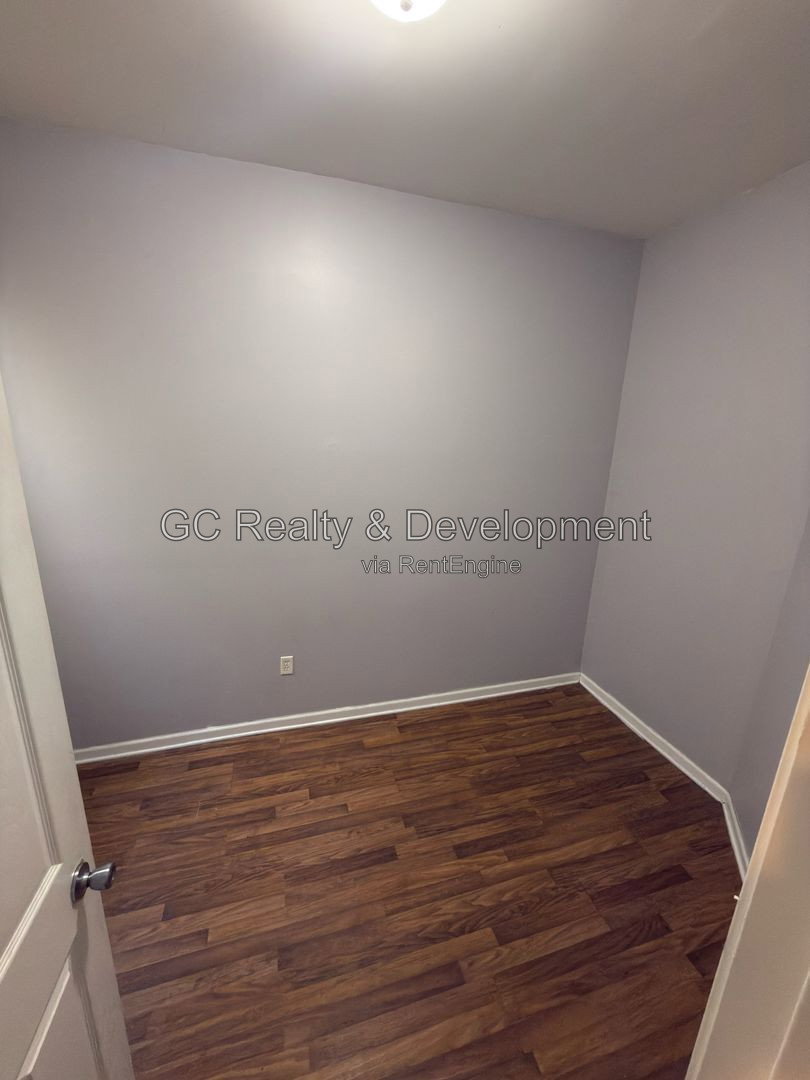 Gallery Image 12