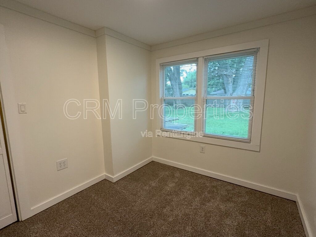Gallery Image 18