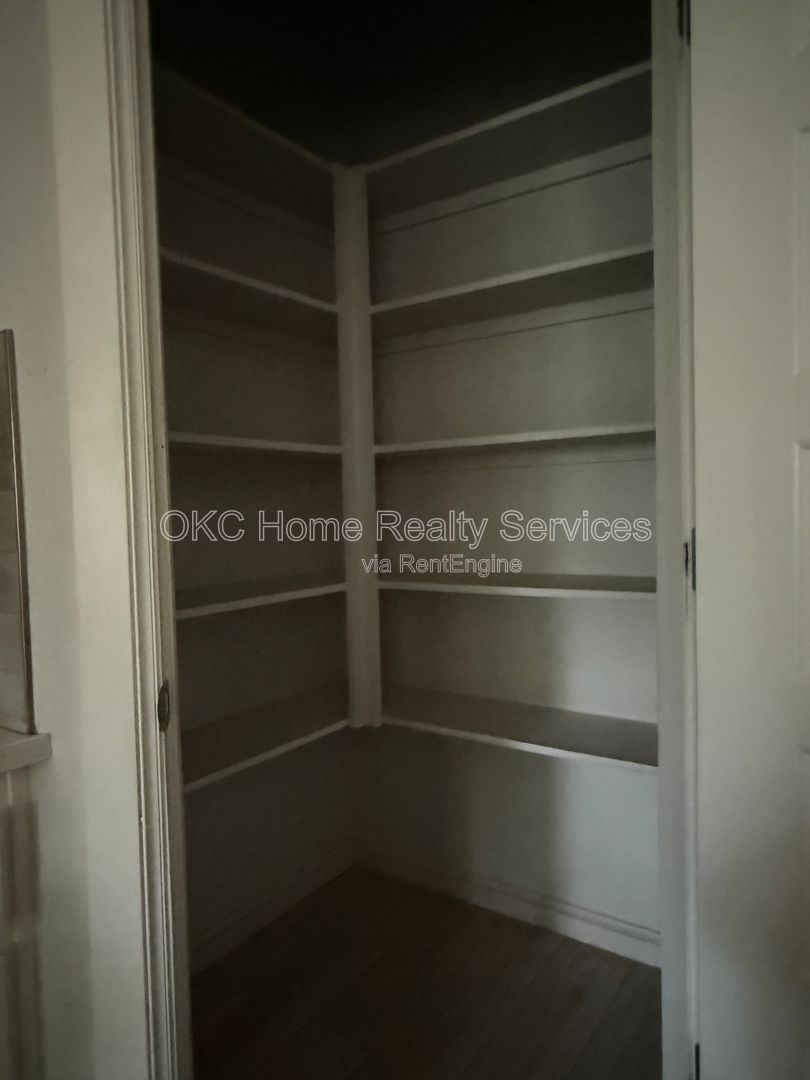 Gallery Image 18