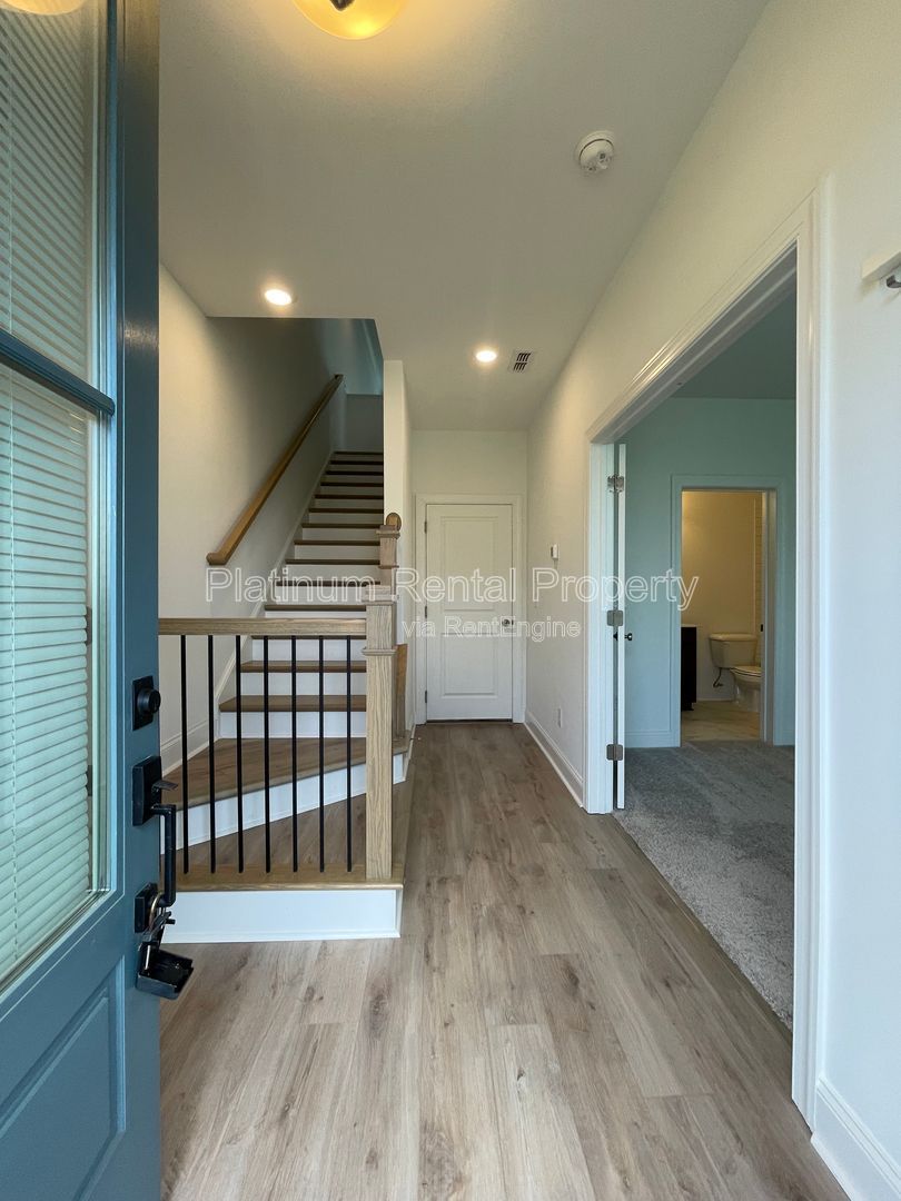 Gallery Image 58