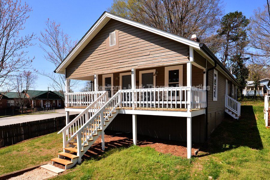 Gallery Image 0
