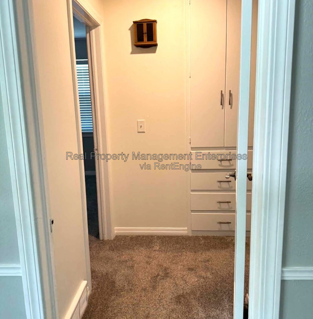 Gallery Image 21