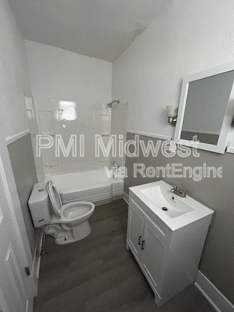 Gallery Image 18