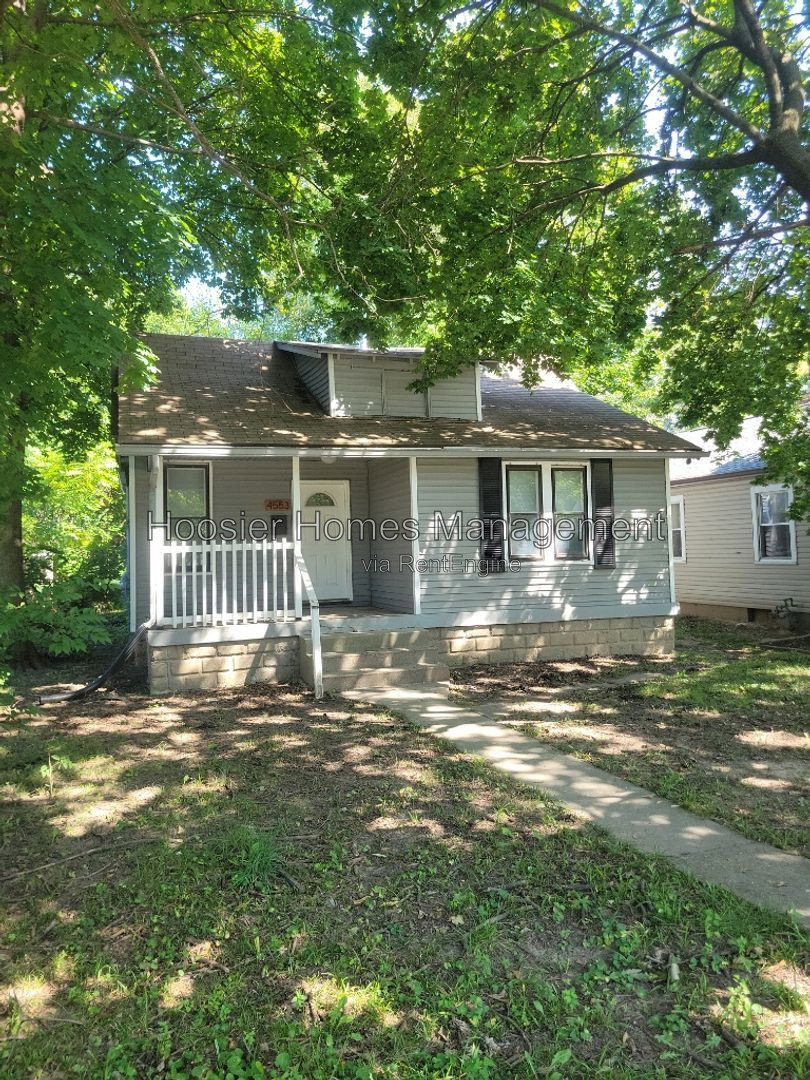 Gallery Image 0