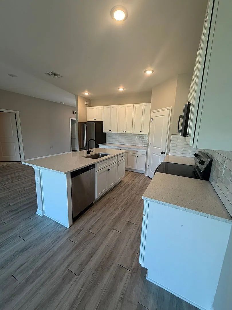 Gallery Image 6