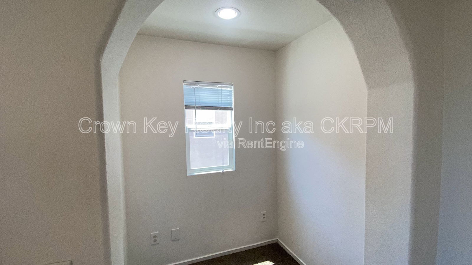 Gallery Image 19