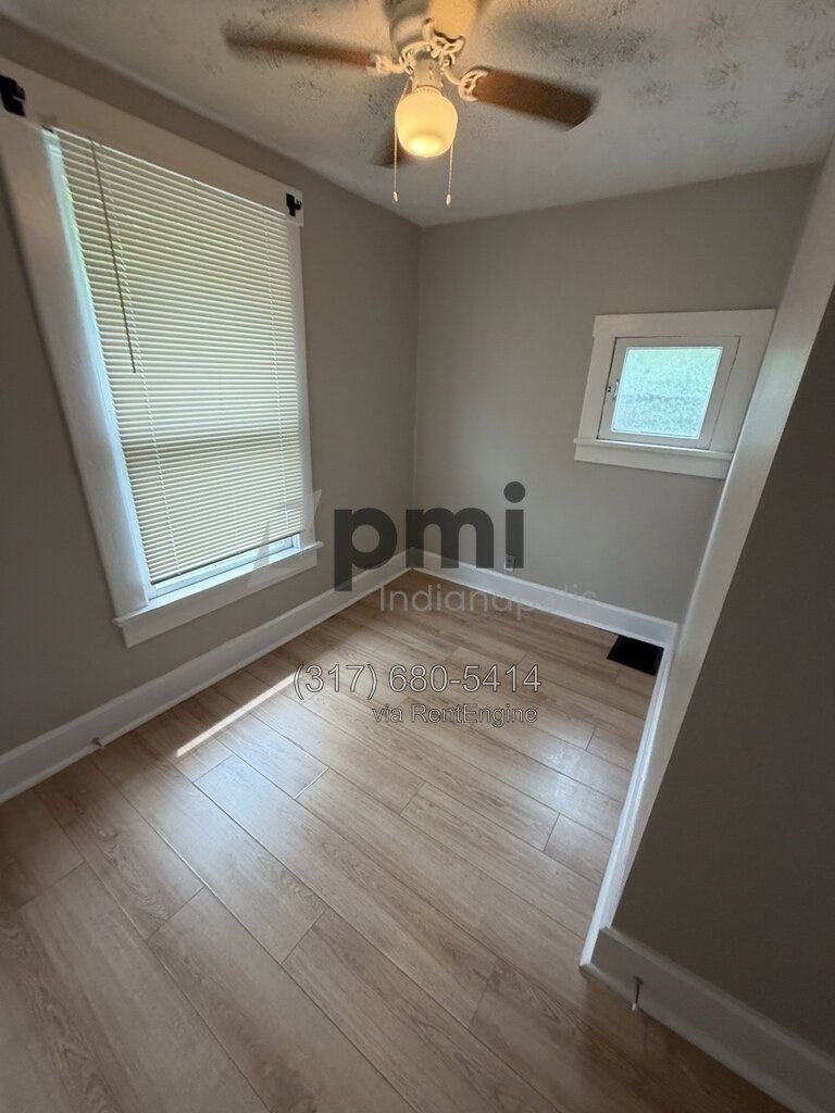 Gallery Image 22
