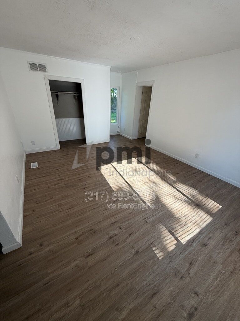 Gallery Image 23