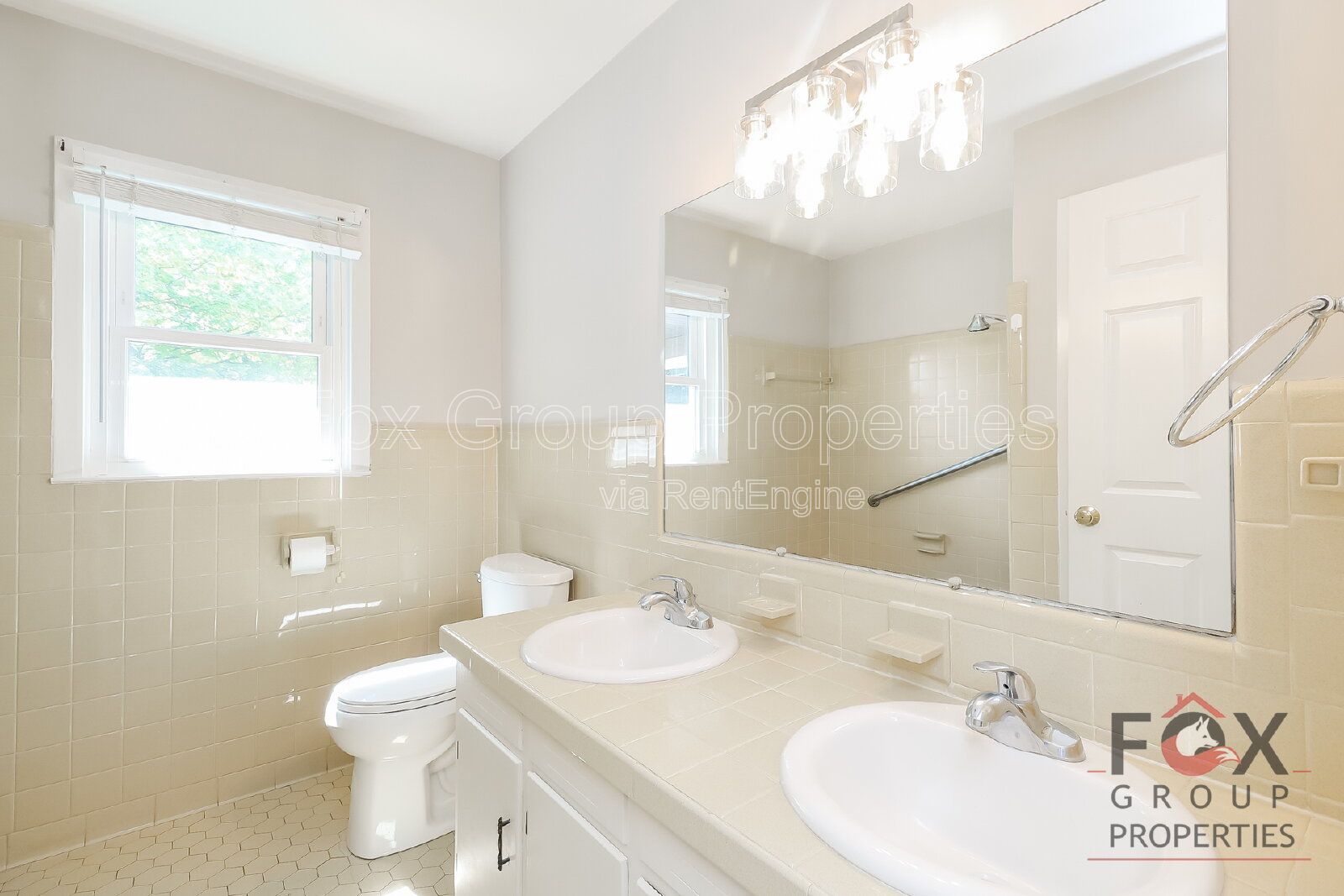 Gallery Image 16