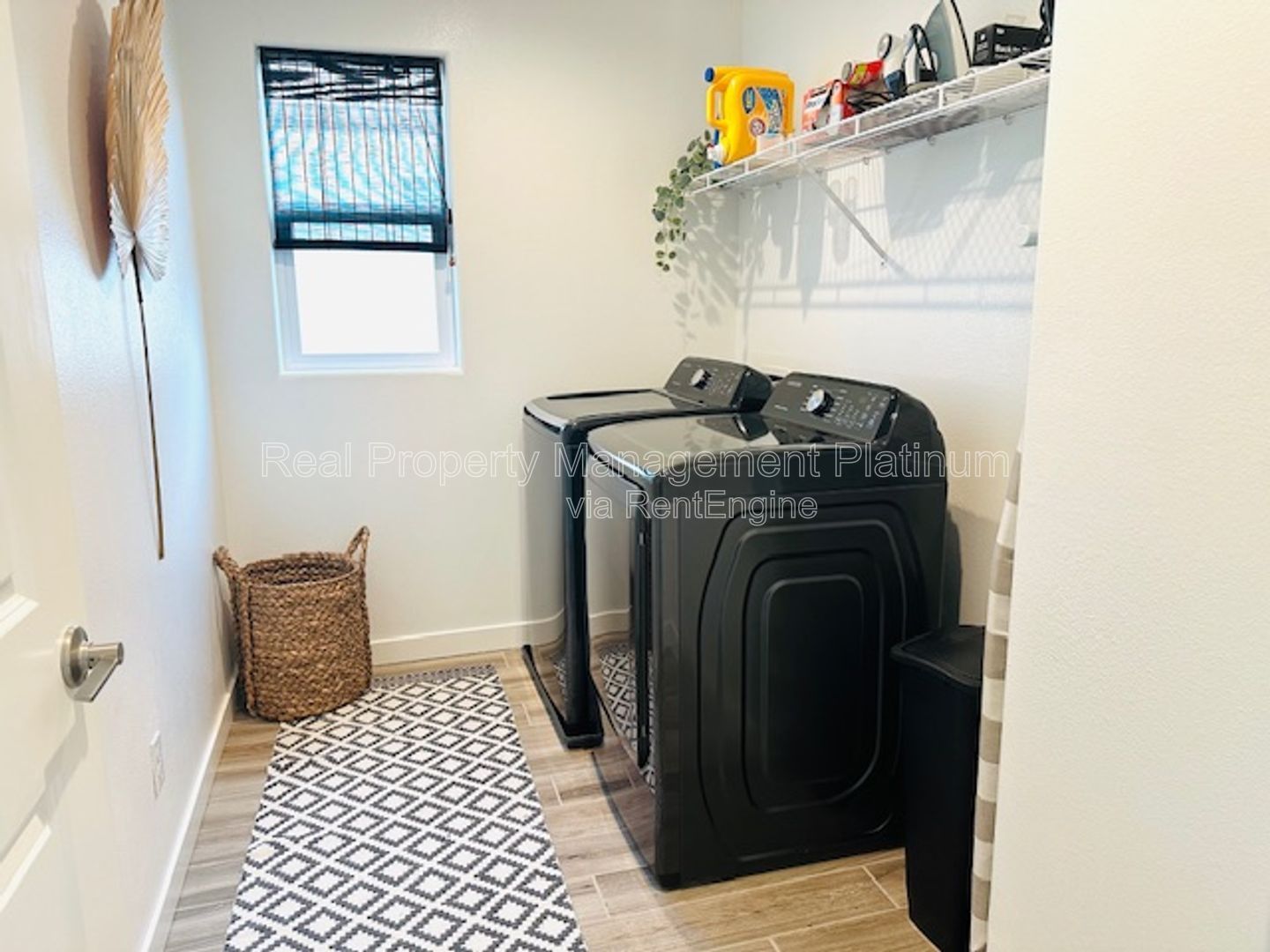 Gallery Image 13