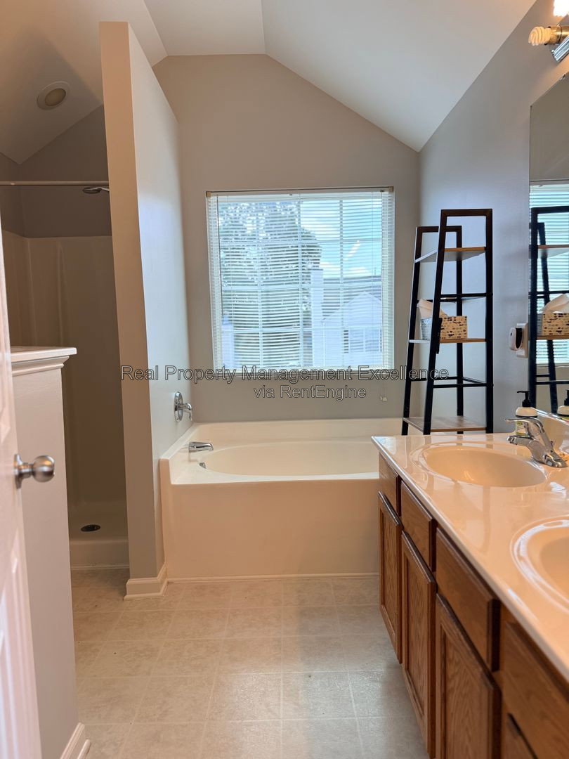 Gallery Image 36